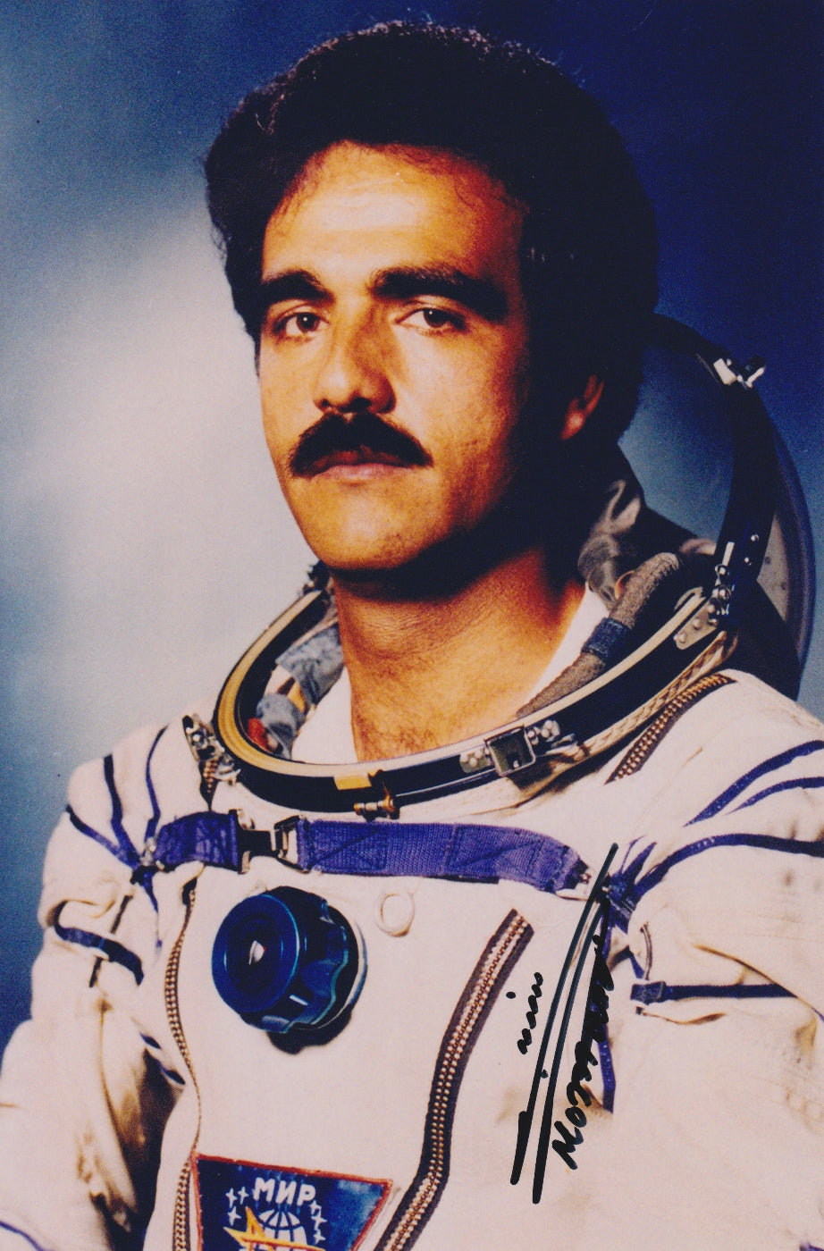 Signed_portrait_of_Abdul_Ahad_Momand_Mir_cosmonaut_in_white_Sokol_spacesuit_with_mission_patch_ideal_for_space_memorabilia_collectors.