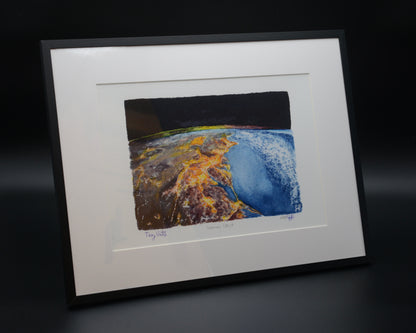 Overview Effect limited edition fine art print depicting the eastern coastline of the United States from orbit with Earth’s thin atmosphere visible. Created by space artist Sina Rathai and hand-signed by former NASA astronaut Terry Virts, this framed A3 artwork is inspired by the astronaut experience of seeing Earth from space and the profound Overview Effect. Created in collaboration with the View from Above Exhibtion.